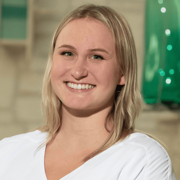 Headshot of Mackenzie Mercer